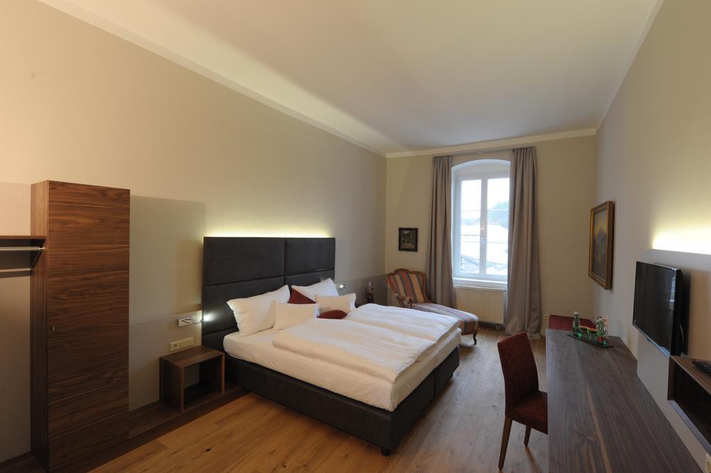 Eee Hotel Perg Phòng bức ảnh
