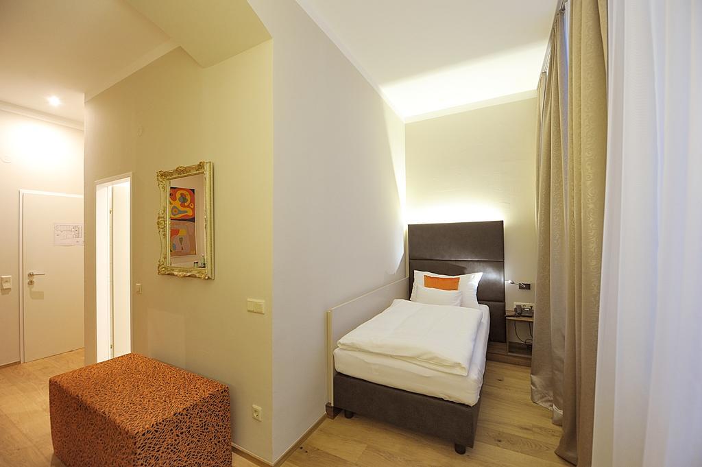 Eee Hotel Perg Phòng bức ảnh