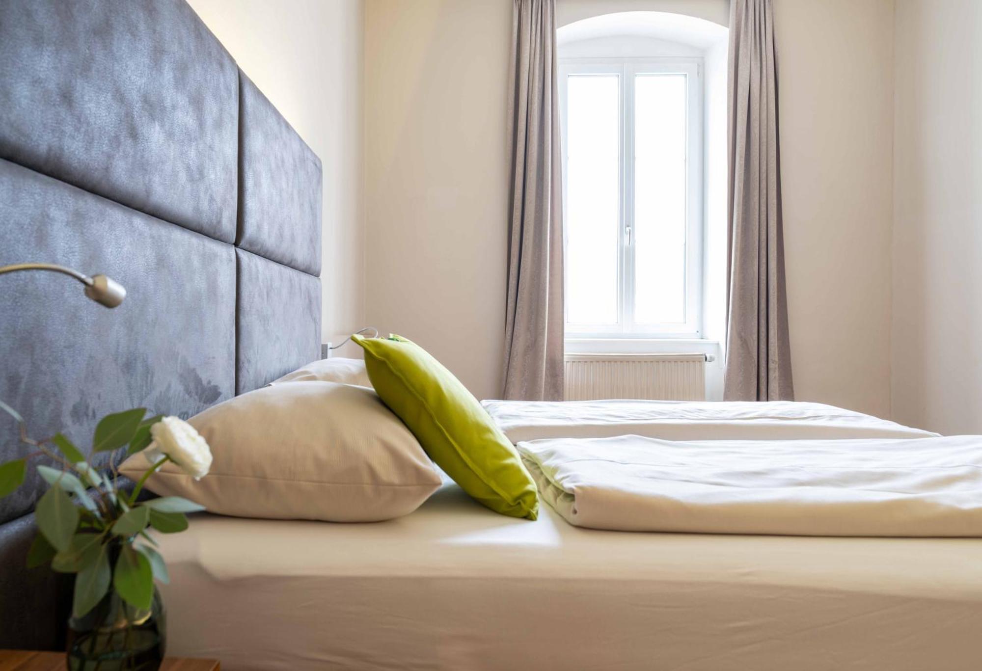 Eee Hotel Perg Ngoại thất bức ảnh