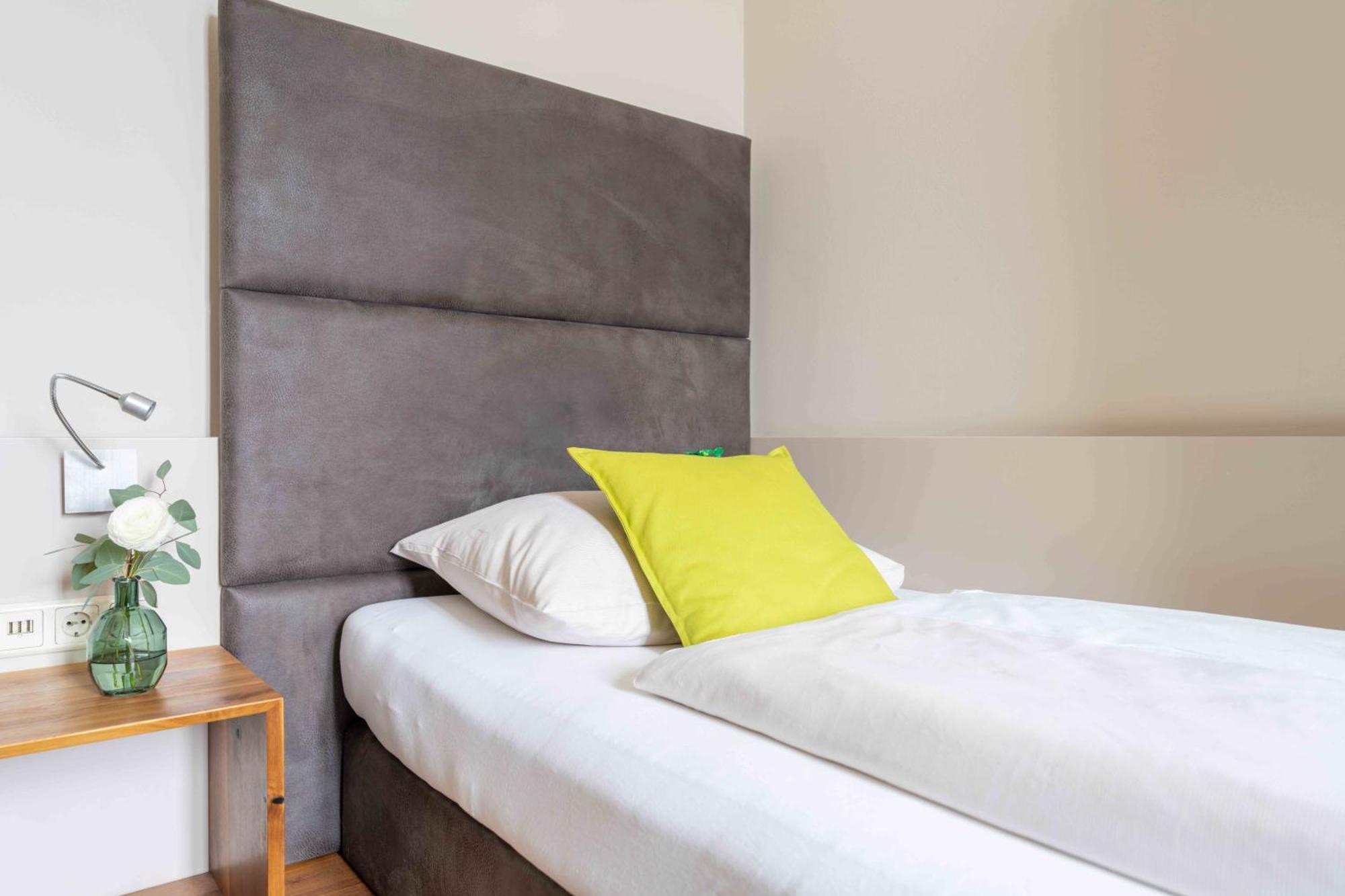 Eee Hotel Perg Ngoại thất bức ảnh